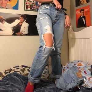 Vintage Lightwash Levi’s
